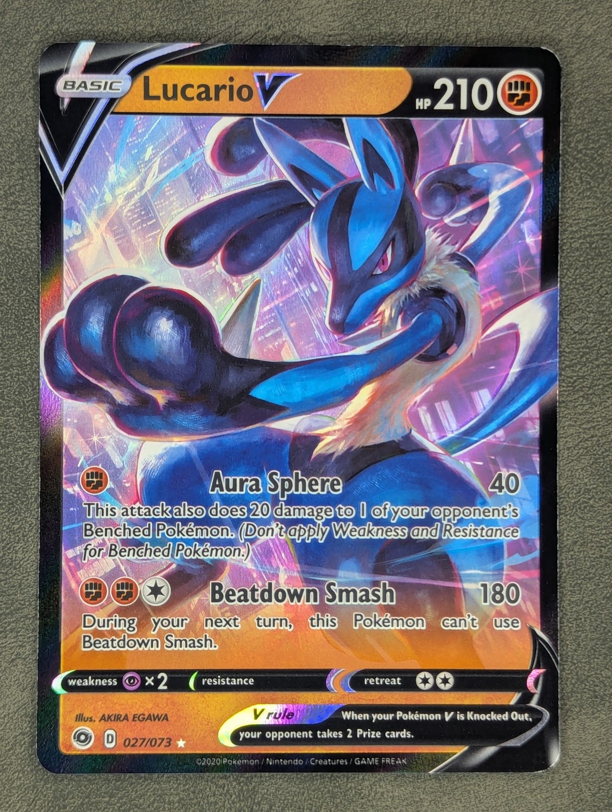 Lucario V 27/73 Pokémon TCG Ultra Rare Champion's Path Near Mint