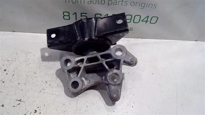 Buick Ecnore 2016-2021 montaje superior del motor OEM 42476586 Foto 2 de 4