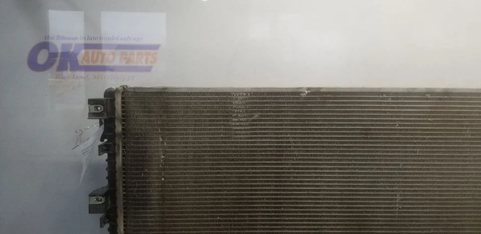 24 FORD F450 SUPER DUTY INTERCOOLER COOLANT RADIATOR 6.7L Foto 2 de 4