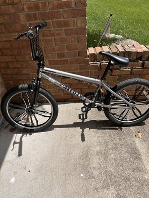 Mongoose Legion BMX Bike 20in 1-Speed U-Brake Silver/Black w/ Reflectors