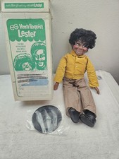 MUÑECA VENTRÍLOCUO VINTAGE SEARS EG LESTER 24 PULGADAS CON DISCO