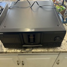 Sony CDP CX235 Mega Storage 200 CD Compact Disc Player Black