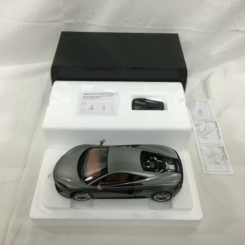 AUTOart McLaren 570S Blade Silver 76043