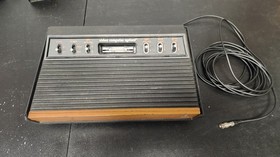 Atari 2600 + Random Games + Controllers ! Untested !