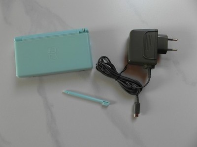 Nintendo DS Lite 