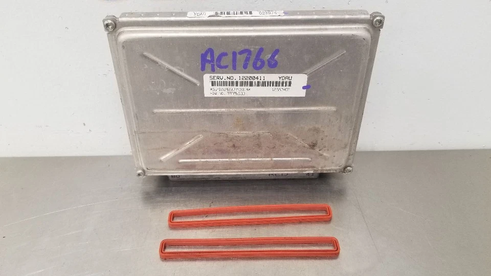 03 MÓDULO DE CONTROL DEL MOTOR CHEVY CORVETTE 5,7 L ECM 12200411 Foto 3 de 4