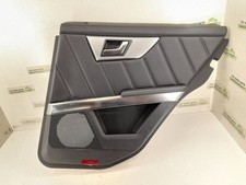 Mercedes-Benz GLK (X204) 2012 Hinten rechts Verkleidung Tür hinten 2047303000 Mercedes-Benz GLK (X204) 2012 Hinten rechts Verkleidung Tür hinten 2047303000