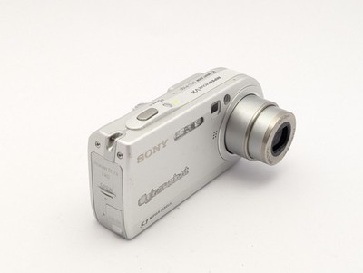 Nice Vintage Sony DSC-P100 Digital Camera 5,1MPx CCD Sensor 3x Zeiss - Japan
