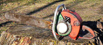 #ad Homelite Model 17 Chainsaw Antique Nice Shape Needs carburetor rebuild See video $167.94