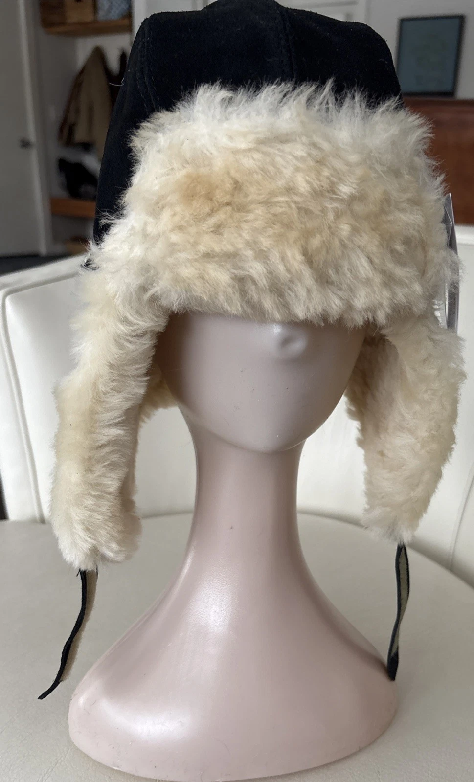 New Minnetonka Bomber Sheepskin Trapper Hat Shearling Lined Black Leather Size S