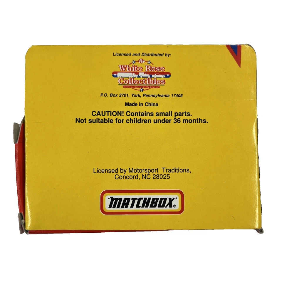 Jeff Gordon #24 Dupont Racing Matchbox 1994 Super Stars 1:64 Diecast - Image 2 of 2