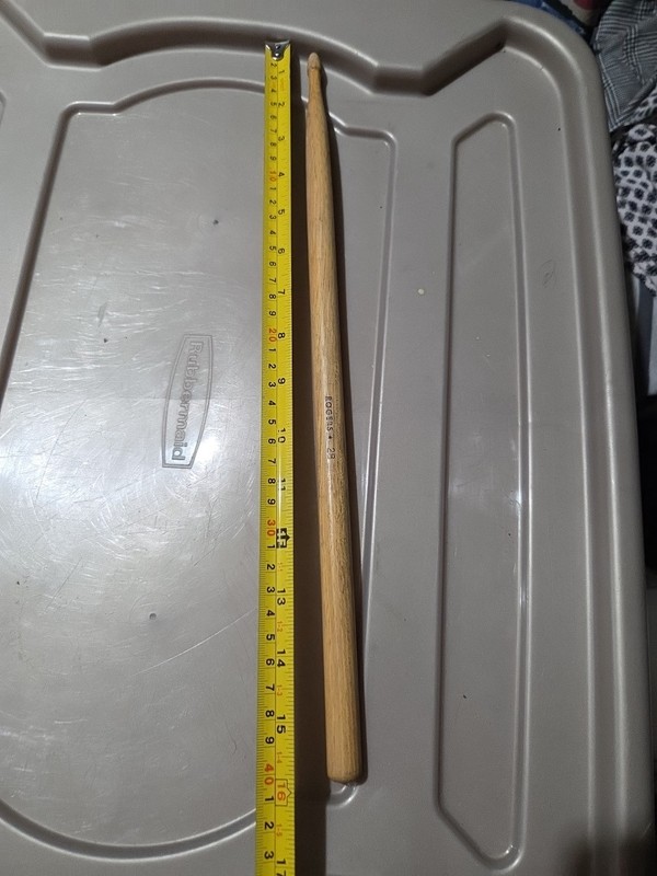 1 Drumstick Rogers 2b. Used. Vintage.