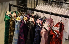 ONLINE PRE-RELEASE [ STRAY KIDS x A BATHING APE ® ] BAPE x SKZ OFFICIAL MERCH