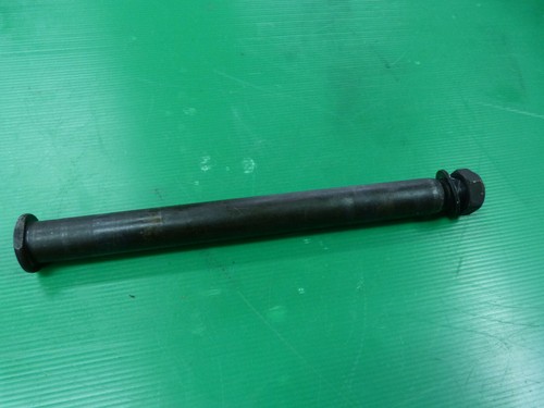 Yamaha YZF R6 RJ11 2006 Achse hinten Radachse