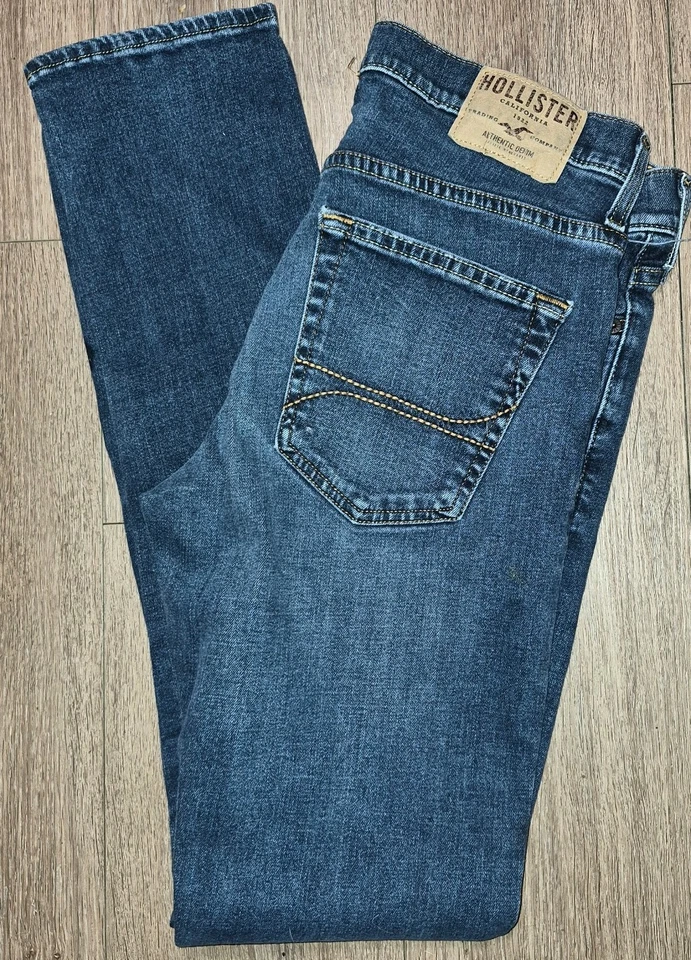 状况良好 Hollister 紧身牛仔裤 32 X 34 码 — 第 2/3 张图片