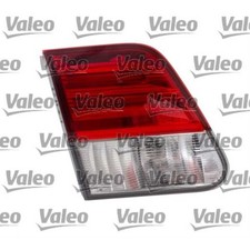 VALEO Heckleuchte rechts LED für Toyota Avensis Kombi _T27_ 1.8 2.2 D-4D