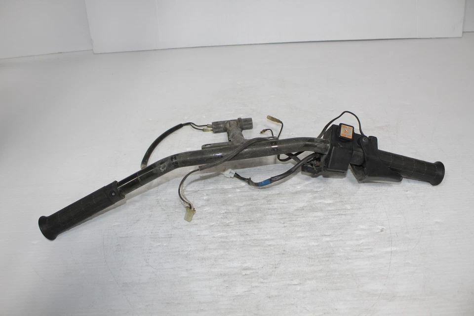 1994 YAMAHA OVATION LE OEM HANDLEBAR 85N-23811-00-00 - Image 3 of 4