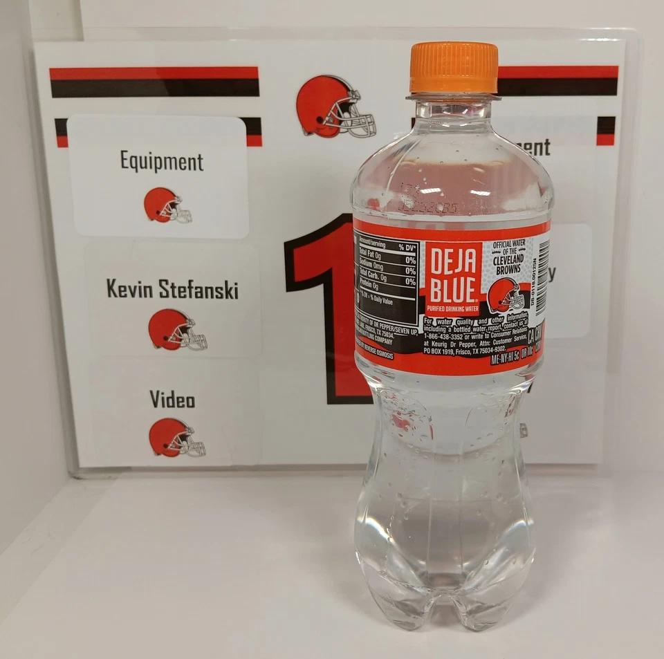 Cleveland Browns 2025 recuerdo botella de agua completa 20, oz de un autobús de equipo ENVÍO RÁPIDO Foto 4 de 4