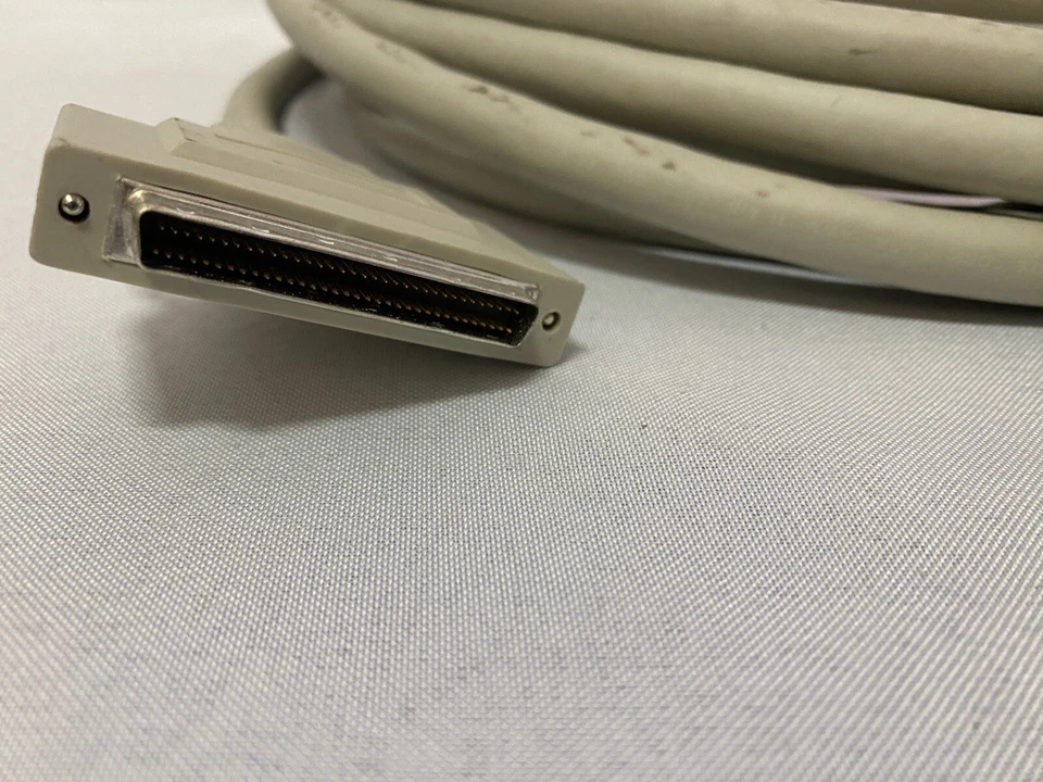 SCSI Cable HD68 to HD68 30 Feet 9 Meter HD68-M Thumbscrew StorageTek Amphenol - Image 4 of 4