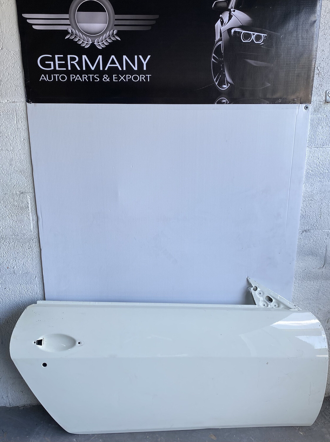 Maserati Granturismo 2008-2014 - RH Door Shell  - P/N  68498600
