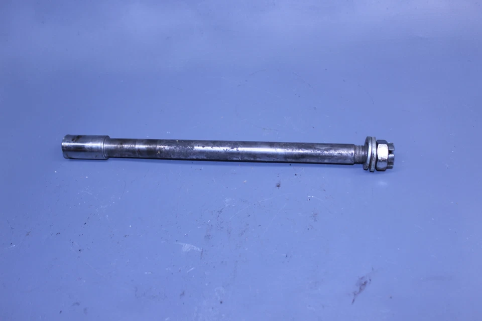 Yamaha Venture Royale XVZ1200D 1983 eje trasero llanta rueda trasera eje perno pivote Foto 3 de 4