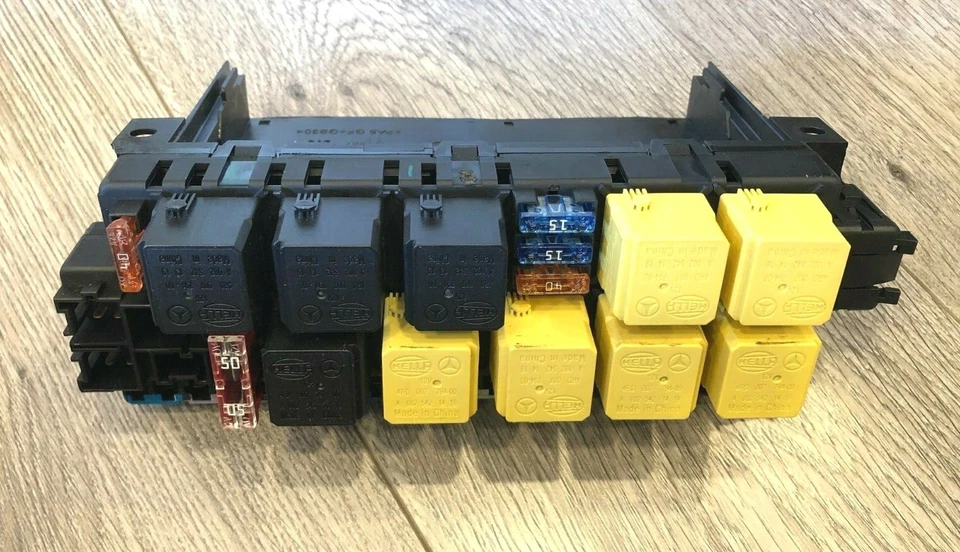 NUEVO 2001-2006 MERCEDES S500 S600 S55 CAJA DE FUSIBLES, 0025452001, ORIGINAL OEM Foto 3 de 4