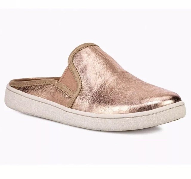 rose gold sparkly uggs