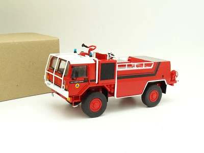 Ixo SB 1/43 - Camion citerne forestier Brimont Apache Pompiers Nogent le Rotrou - Photo 1/2