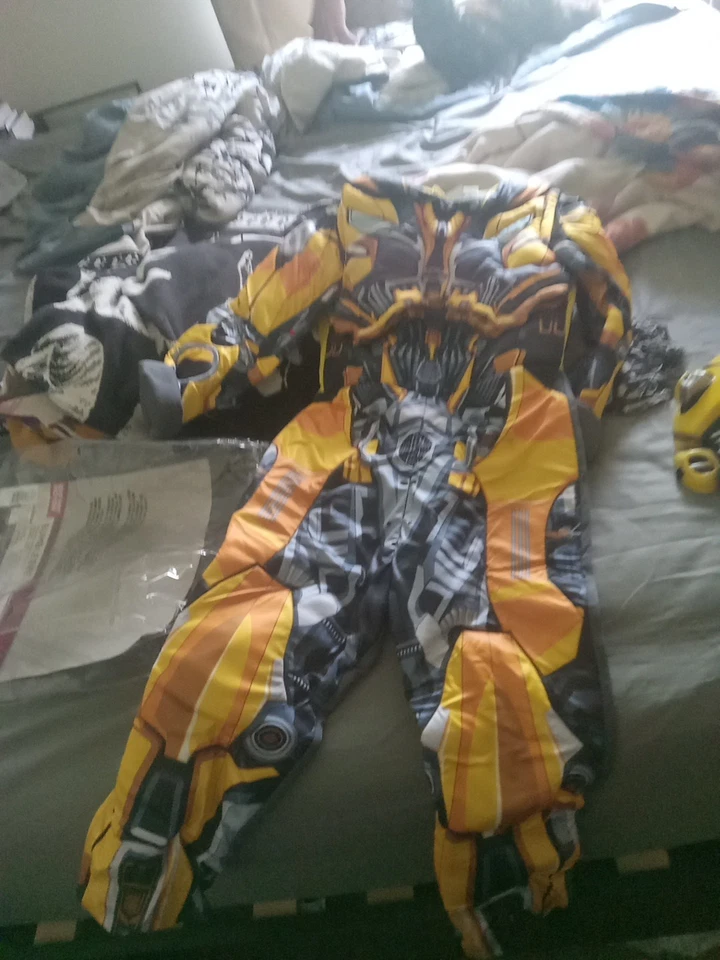 Bubble Bee  Transformer Costume With Mask - Image 3 of 4