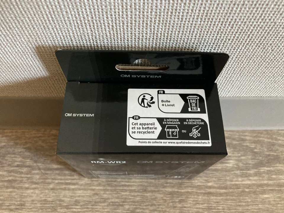 OM SYSTEM RM-WR2 Wireless Remote Control Black New in Box from Japan - Image 2 of 4