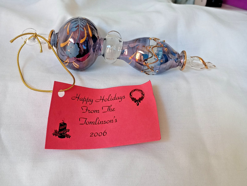 2006 Amethyst art glass ornament hanging almost 7"-beautiful-hand blown