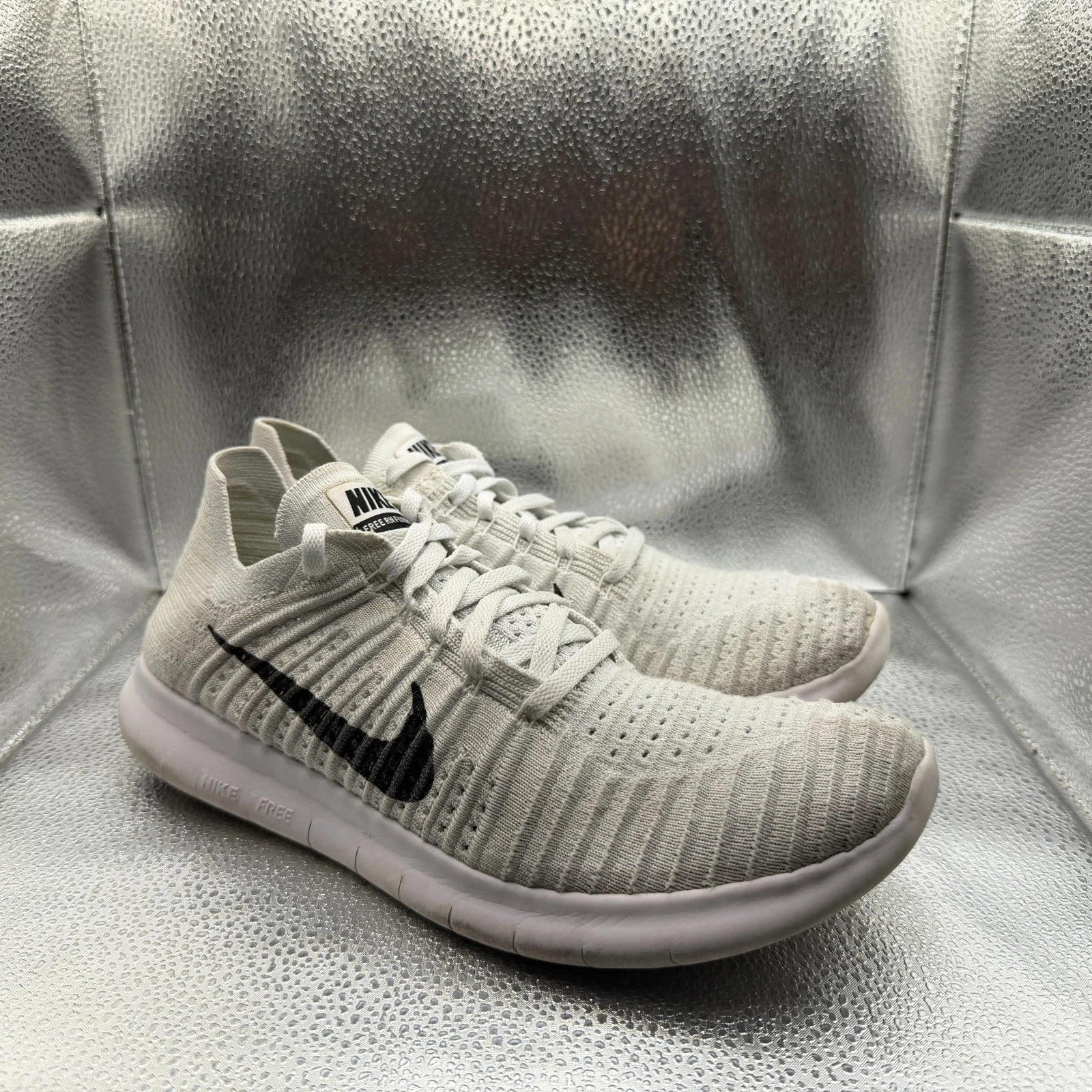 Size 10.5 Nike Free Run Flyknit Low White Womens Running Sneakers 831070-101