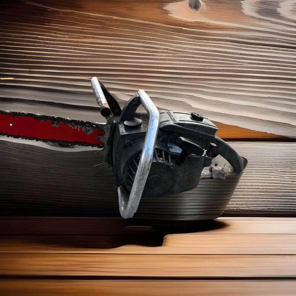 MOTOSIERRA LOMBARDA vintage. Nº de serie 70210 Foto 2 de 3