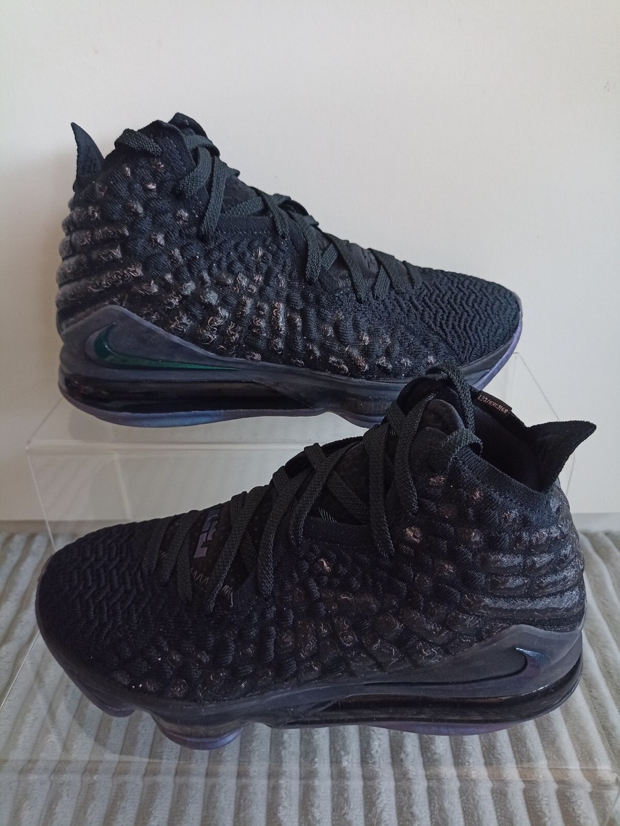 lebron 17 currency foot locker