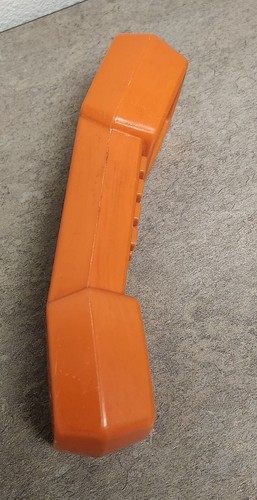 1987 Fisher Price Fun Food Kitchen Replacement Part ~ Orange Phone Push Button - Picture 5 of 5