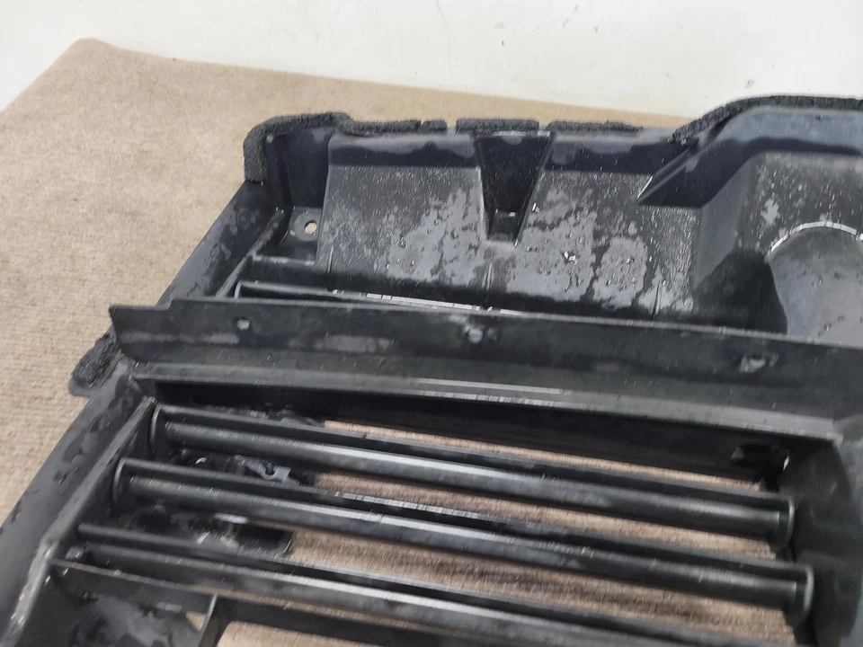 2013-2023 Ram 1500 5.7L Air Shutter Assembly for Condenser/Radiator p#68104712AF Foto 3 de 4