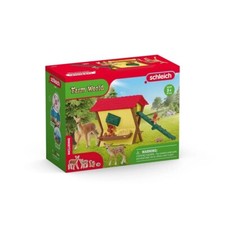 Schleich SPIELTIERE, -FIGUREN UND ZUBEHÖR Fütterung der Waldtiere - FARM WORLD