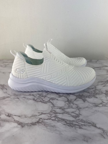 washable white sneakers