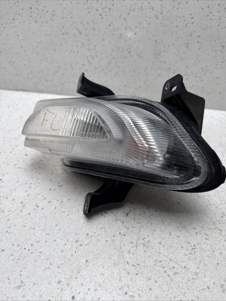 2018 JEEP RENEGADE Left SIDE FOG LIGHT OEM - Изображение 3 из 4
