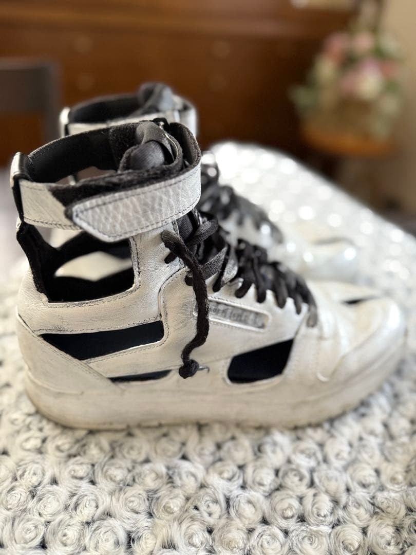 Maison Margiela x Reebok Tabi Sneakers Hand Painted EU44 US10.5 From Japan thumbnail 15