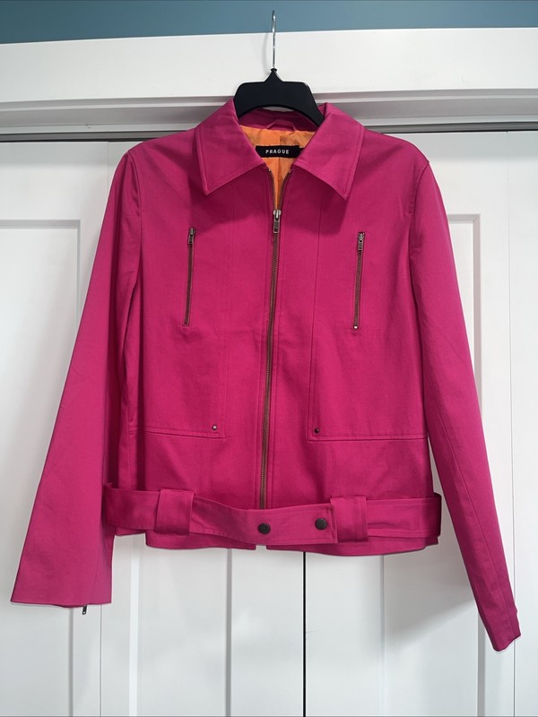 NEW WITHOUT TAGS Prague Hot Pink Barbie Zip Up Jacket Size Large