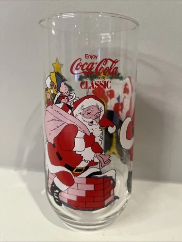 Coca Cola Christmas Santa Glass 16oz  McCrory Stores Vintage 1982. Pristine.