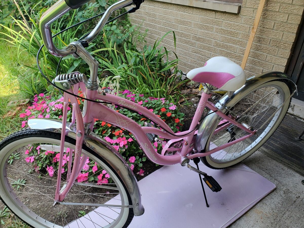 Schwinn Ladies 26 Schwinn Ladies 26