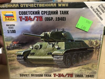 Zvezda 6101 1/100 (15mm) T-34/76 obr 1940 plastic model Flames of War, etc.