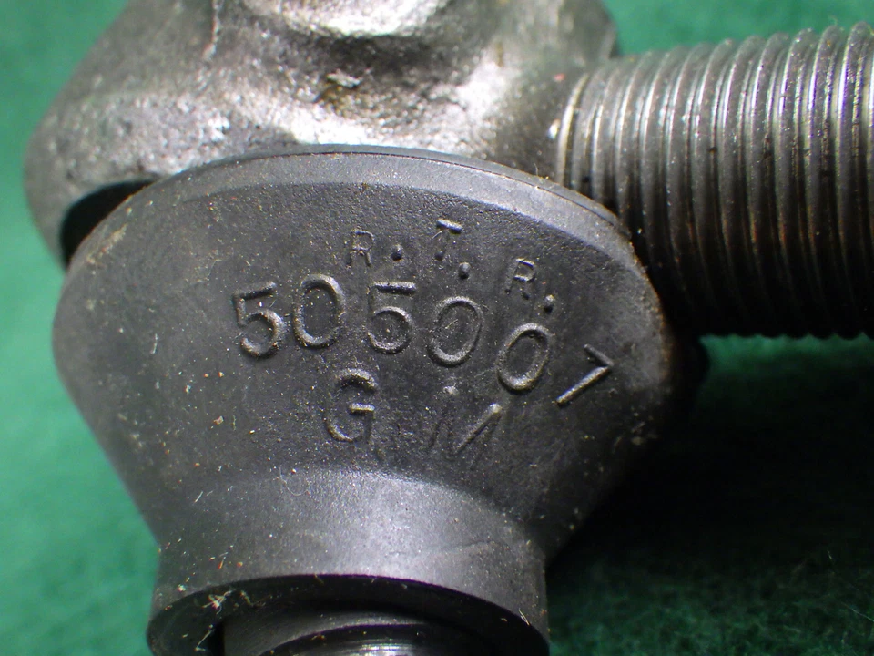 Oldsmobile F85 1962 extremo de barra de amarre derecho nuevo GM 5672917 Foto 4 de 4