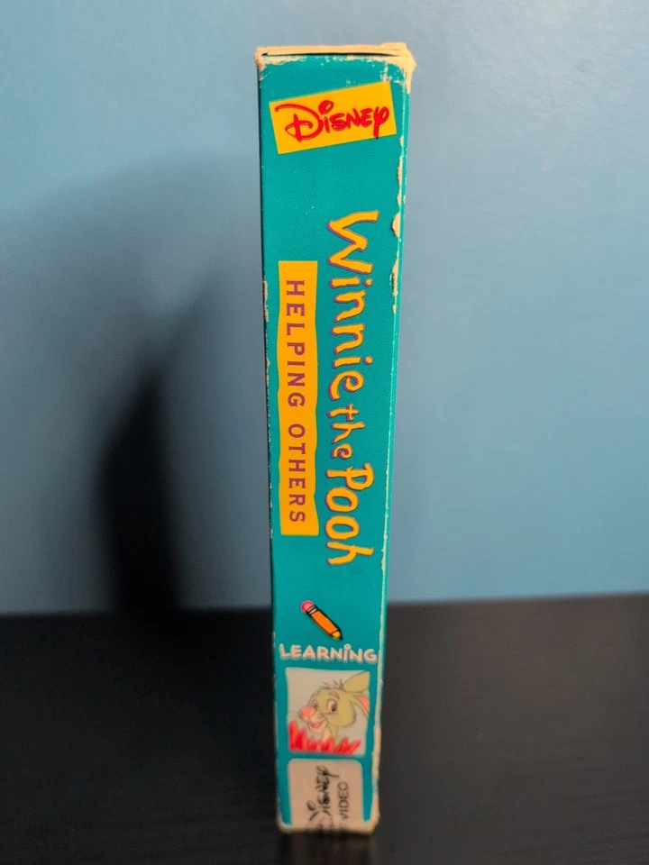 Winnie the Pooh - Pooh Learning - Helping Others (VHS, 1994) - Image 4 of 4