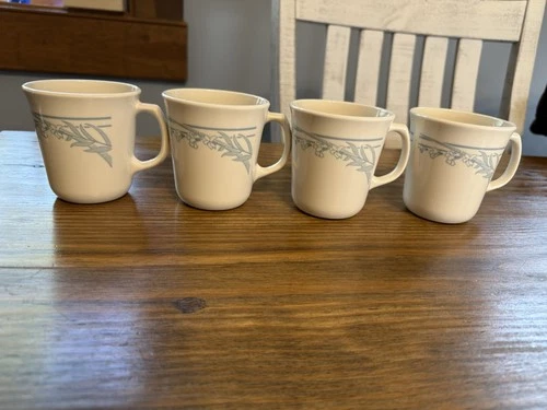 Vintage Lot 4 CORNING BLUE LILY COFFEE CUPS Tea Mugs Stoneware Corelle