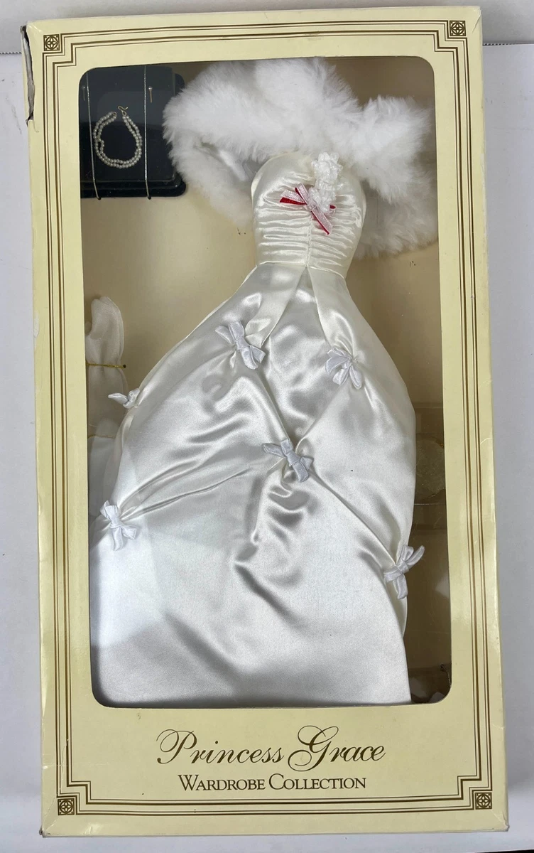Franklin Mint Princess GRACE KELLY Doll White ENGAGEMENT OUTFIT