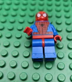 LEGO (2)  Spider-Man Minifigure   SH115 &ndash; Black Web Pattern, Red Hips   4851