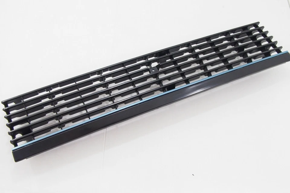 Nuevo Toyota Corolla KE70 TE72 AE70 E70 Parrilla Delantera Parrilla Máscara GL Modelo 1979-83 Foto 4 de 4